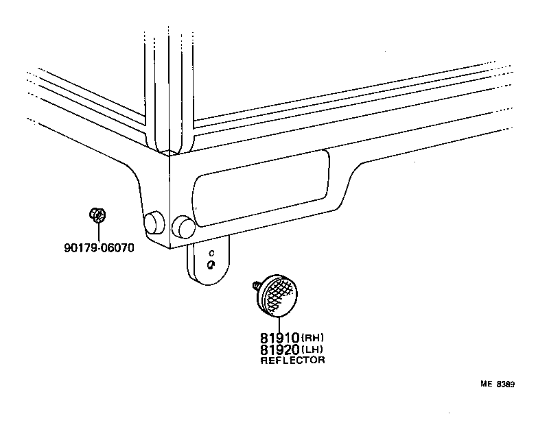 81910-29085 REFLECTOR ASSY, REFLEX, RH product image