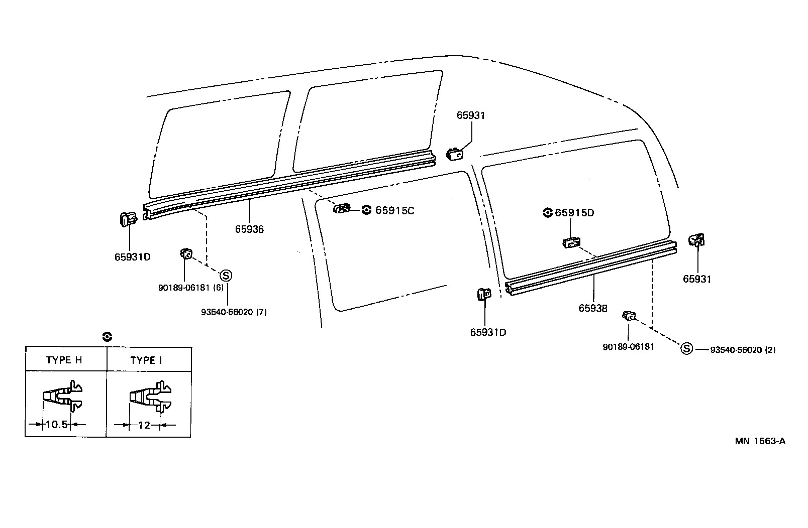 65915-28110 BRACKET, CURTAIN RAIL, RH product image